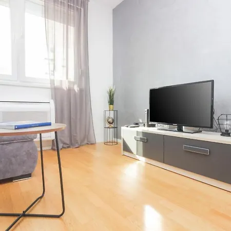 Apartment Tesla Zadar